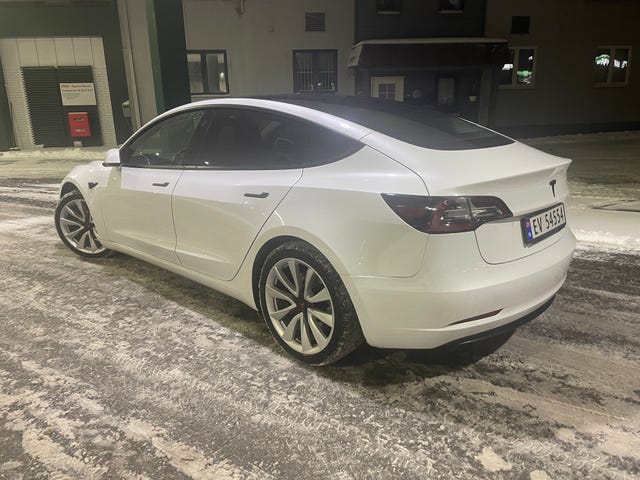 2019 TESLA MODEL 3 - 8