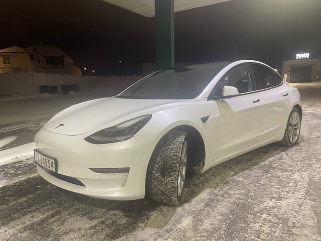 5YJ3E7EB7KF225361 2019 TESLA MODEL 3-4