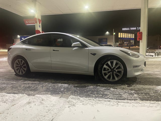 2019 TESLA MODEL 3 - 16