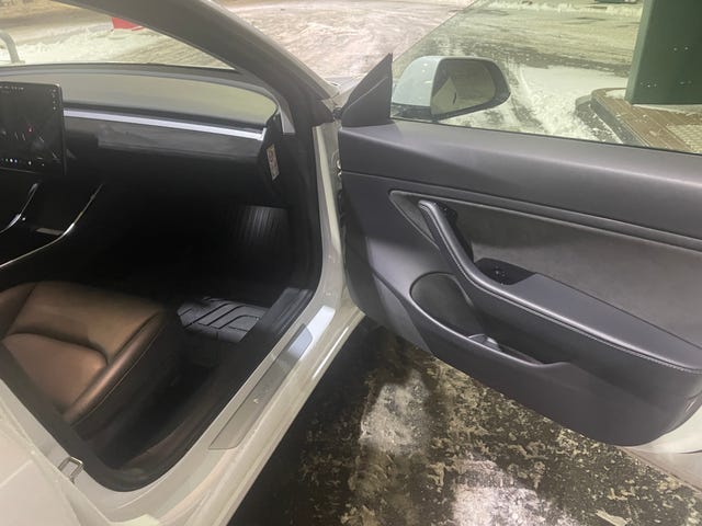 2019 TESLA MODEL 3 - 24