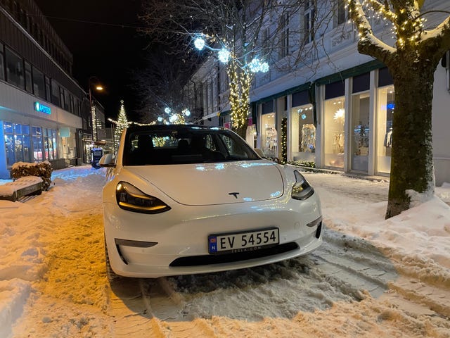 2019 TESLA MODEL 3 - 38