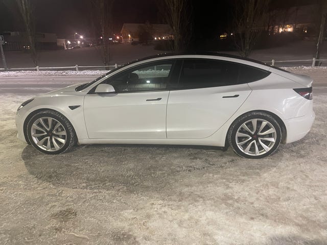 2019 TESLA MODEL 3 - 32