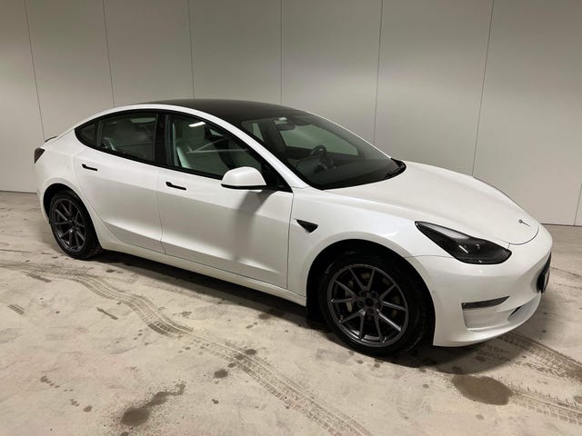 5YJ3E7EB0MF896387 2021 TESLA MODEL 3-2