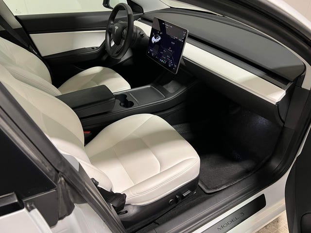 2021 TESLA MODEL 3 - 25