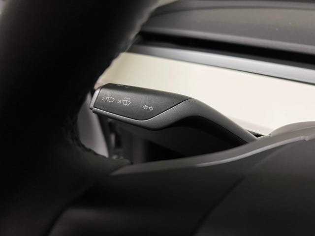 2021 TESLA MODEL 3 - 37