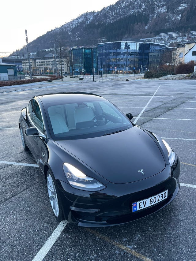 5YJ3E7EBXKF367896 2019 TESLA MODEL 3-5