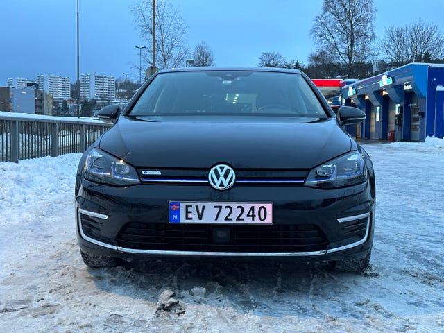 WVWZZZAUZKW913135 2019 VOLKSWAGEN GOLF-2