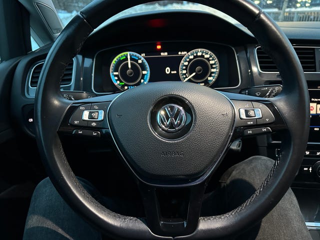 2019 VOLKSWAGEN GOLF - 12