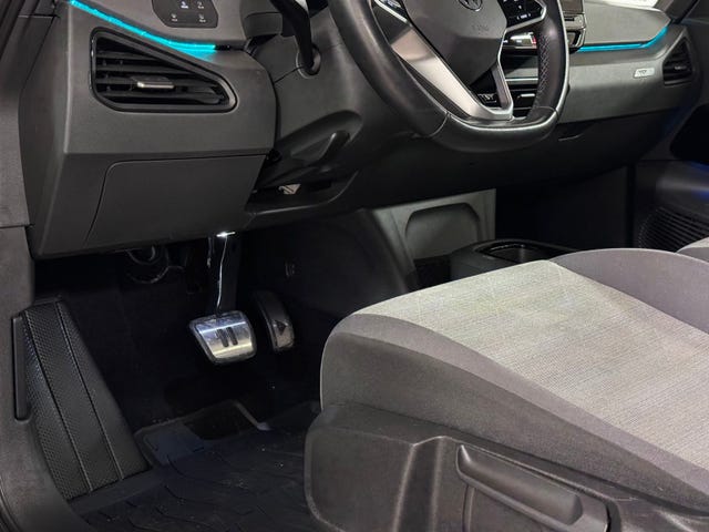 2021 VOLKSWAGEN ID.3 - 17