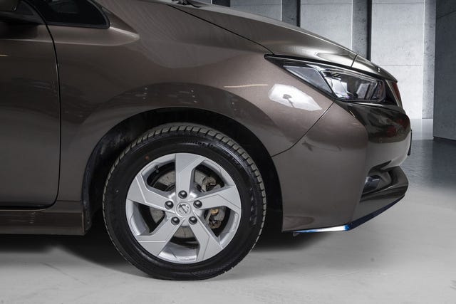 SJNFAAZE1U0111513 2020 NISSAN LEAF-2