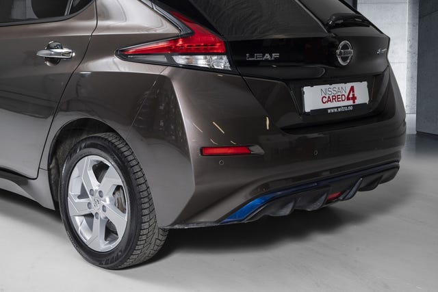 2020 NISSAN LEAF - 8