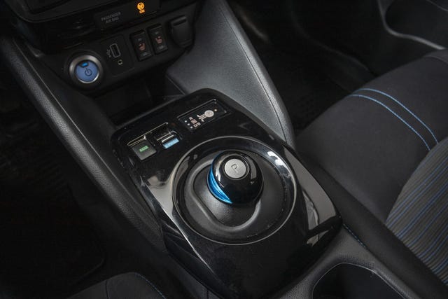 2020 NISSAN LEAF - 14
