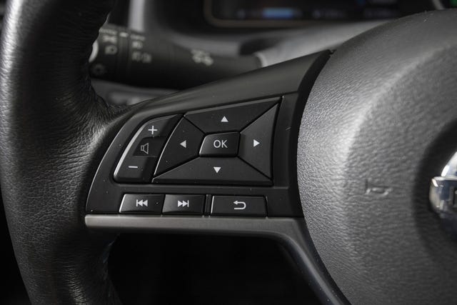 2020 NISSAN LEAF - 20