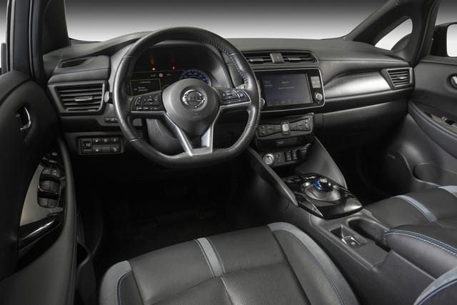 2020 NISSAN LEAF - 18