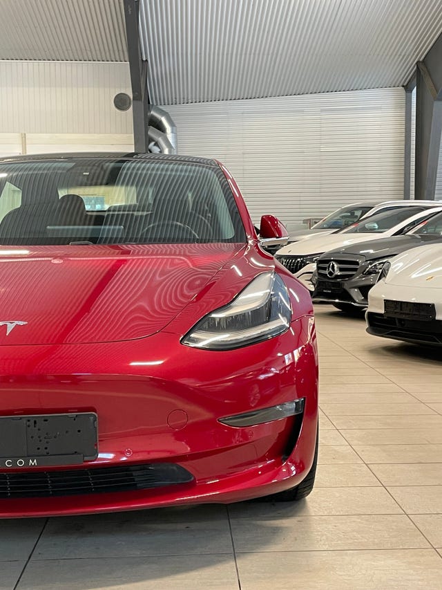 5YJ3E7EB7KF342390 2019 TESLA MODEL 3-4