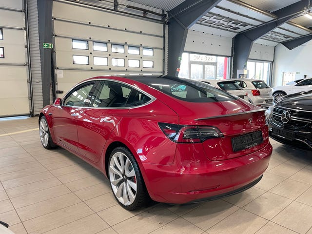 2019 TESLA MODEL 3 - 8