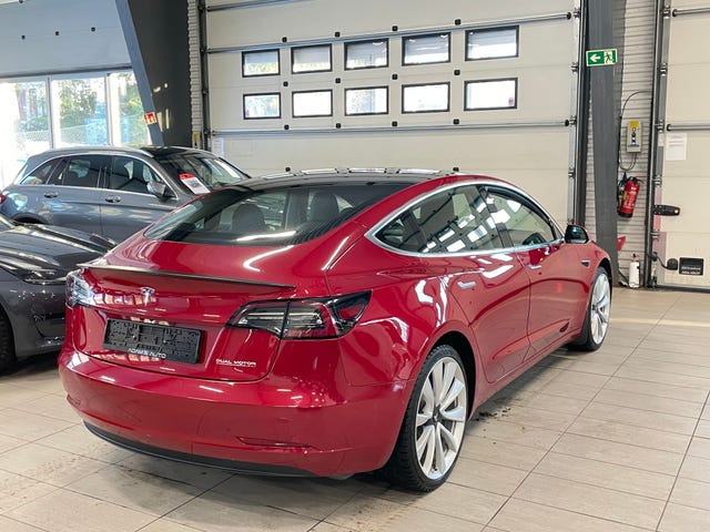2019 TESLA MODEL 3 - 11