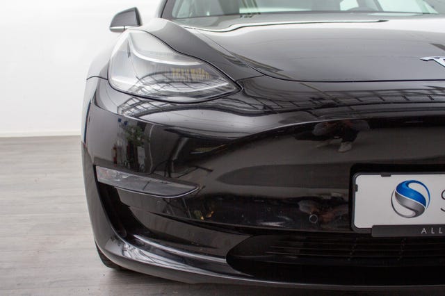 5YJ3E7EA8KF377494 2019 TESLA MODEL 3-4