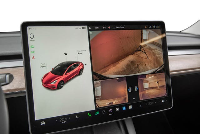2022 TESLA MODEL 3 - 23