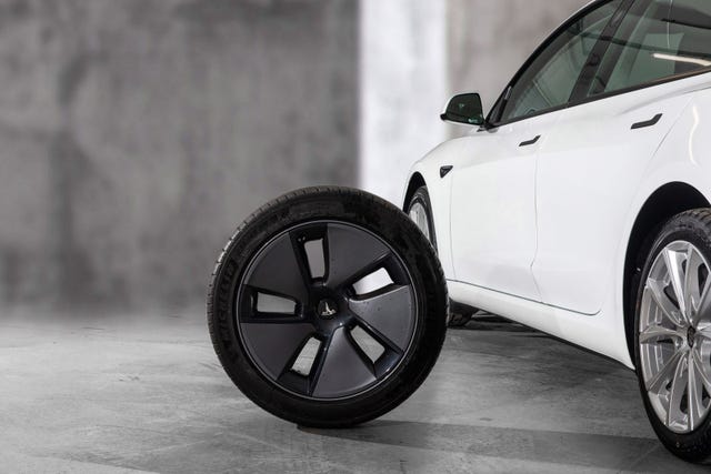 2022 TESLA MODEL 3 - 9