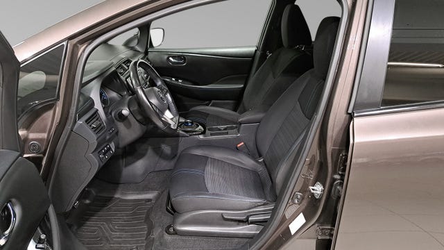2019 NISSAN LEAF - 11