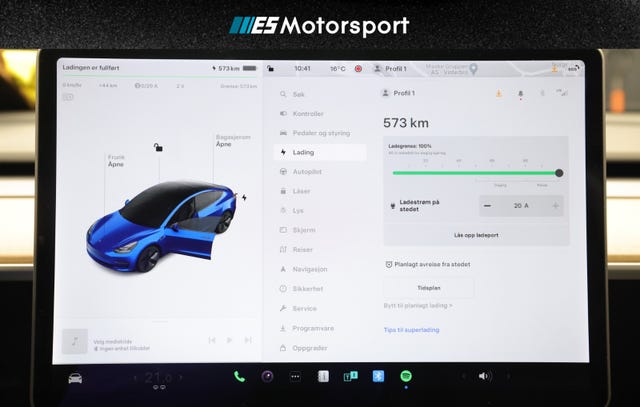 2022 TESLA MODEL 3 - 24