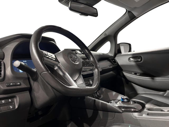 SJNFAAZE1U0045812 2019 NISSAN LEAF-5
