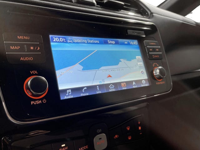 2019 NISSAN LEAF - 13