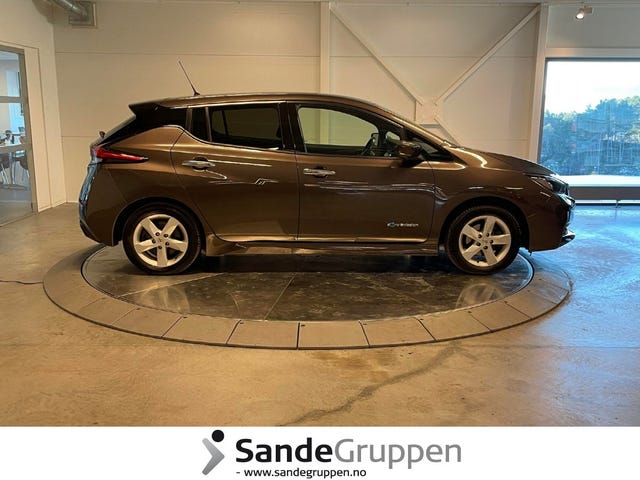 2019 NISSAN LEAF - 8