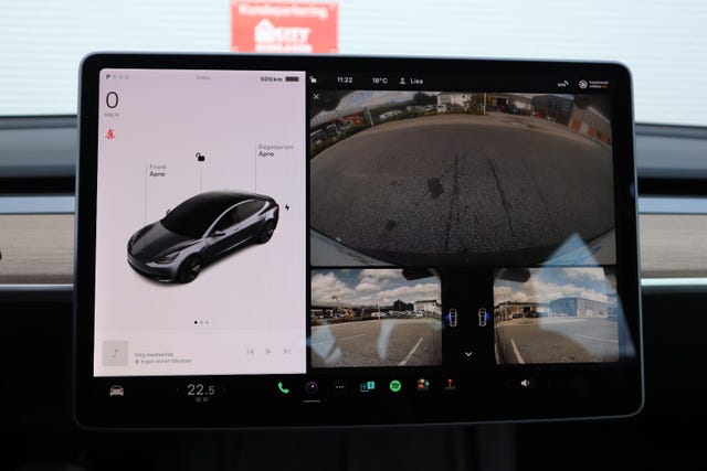 2021 TESLA MODEL 3 - 18