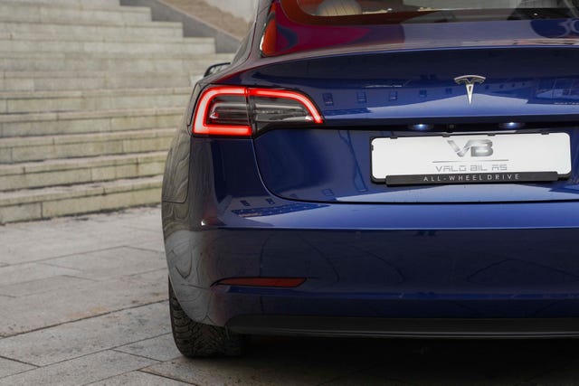2019 TESLA MODEL 3 - 9