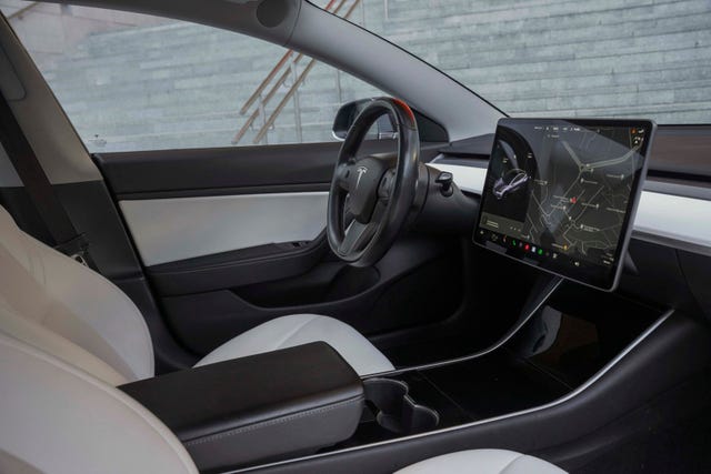 2019 TESLA MODEL 3 - 22