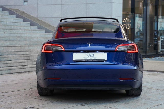 2019 TESLA MODEL 3 - 8