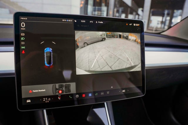 2019 TESLA MODEL 3 - 13