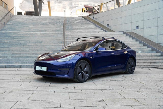 5YJ3E7EB8KF203076 2019 TESLA MODEL 3-1