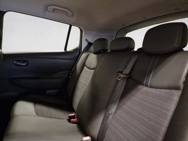 2019 NISSAN LEAF - 10