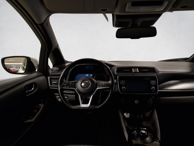 2019 NISSAN LEAF - 13