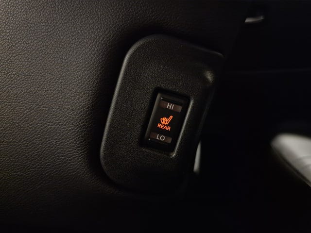 2019 NISSAN LEAF - 23