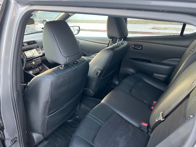 2019 NISSAN LEAF - 10