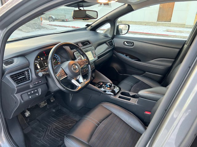 2019 NISSAN LEAF - 9