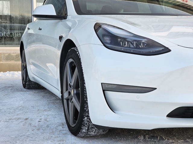 2021 TESLA MODEL 3 - 23