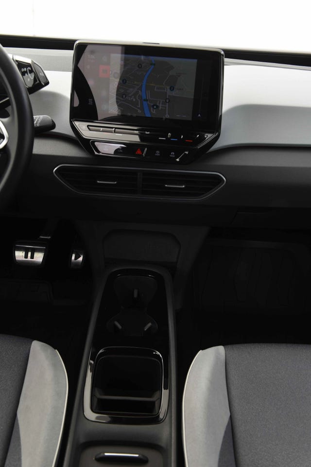 2021 VOLKSWAGEN ID.3 - 21