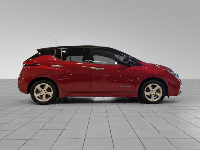 2020 NISSAN LEAF - 9