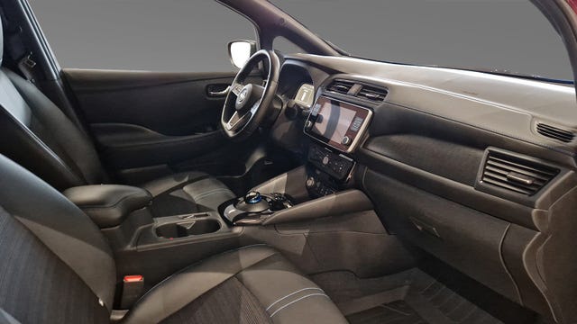 2020 NISSAN LEAF - 23