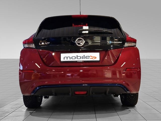 2020 NISSAN LEAF - 10