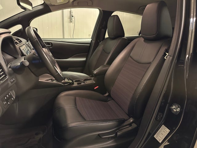 2020 NISSAN LEAF - 7