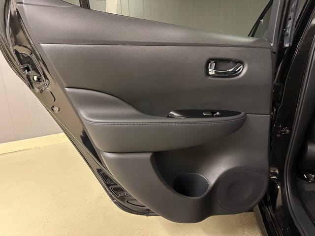 2020 NISSAN LEAF - 29