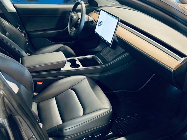 5YJ3E7EB5MF889967 2021 TESLA MODEL 3-5