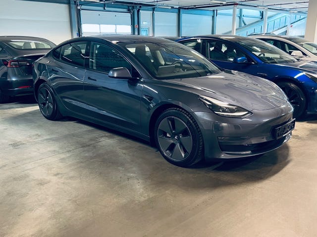 5YJ3E7EB5MF889967 2021 TESLA MODEL 3-2