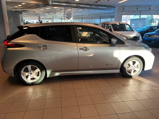 SJNFAAZE1U0044524 2019 NISSAN LEAF-4